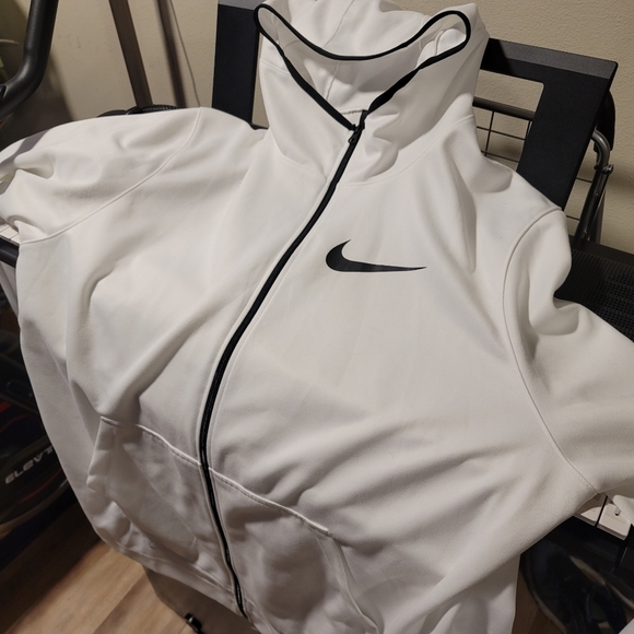 Jacket - Picture 3 of 3